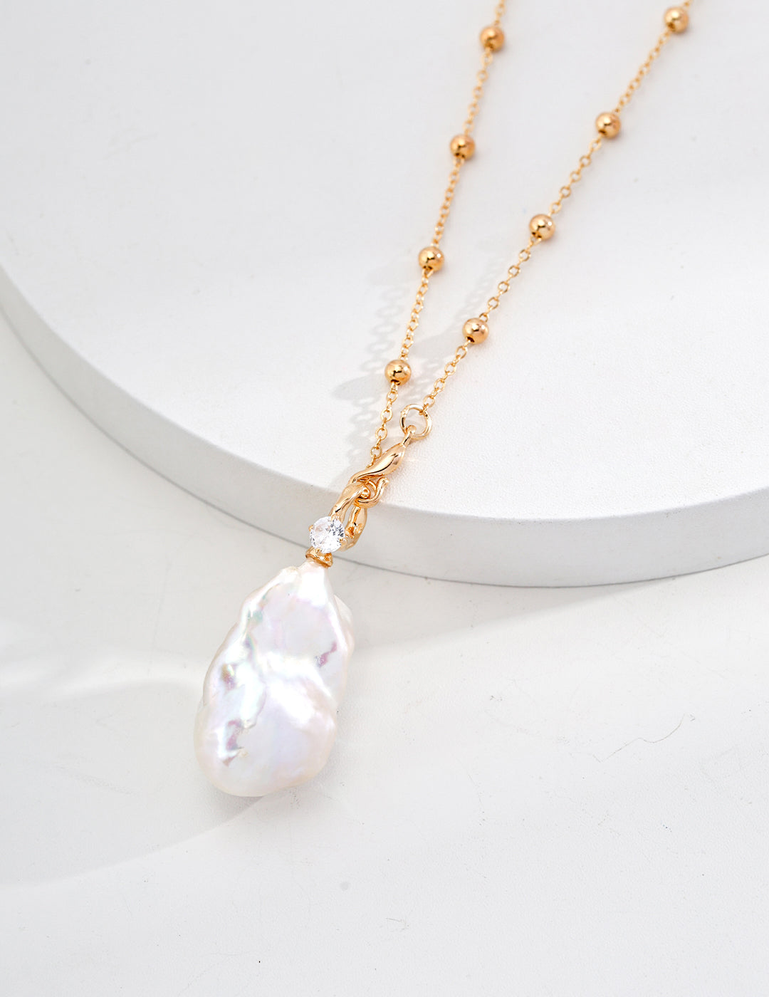 Natural Pearls Zirconia Necklace